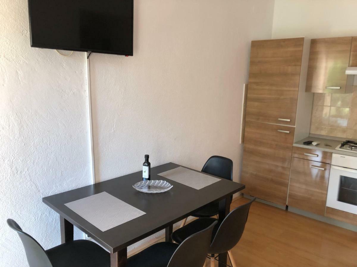 Apartman Polegubic Biograd Na Moru Exterior foto